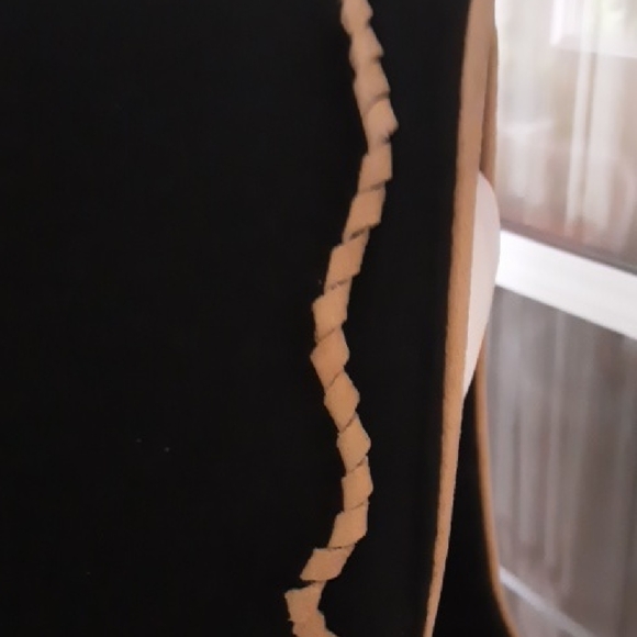 DOUBLE-D RANCH Black and Tan Embroidered Suede Western Design Inlay Vest - Picture 8 of 15